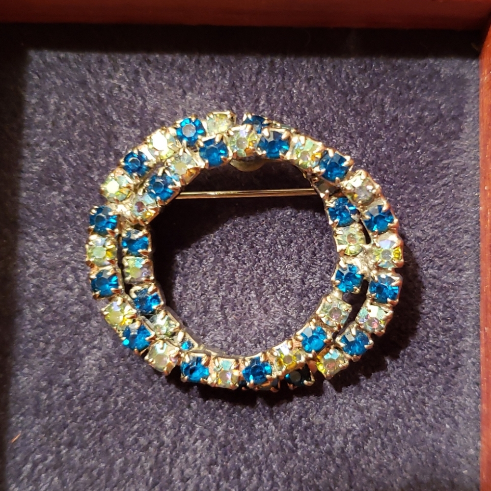 Double Circle Blue Stone Pin